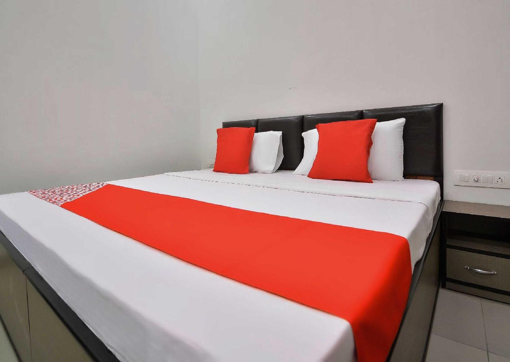 Hotel O White Solitaire Λουντιάνα Εξωτερικό φωτογραφία