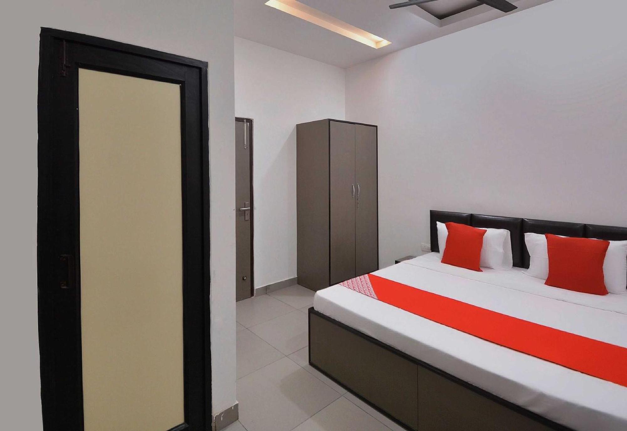 Hotel O White Solitaire Λουντιάνα Εξωτερικό φωτογραφία