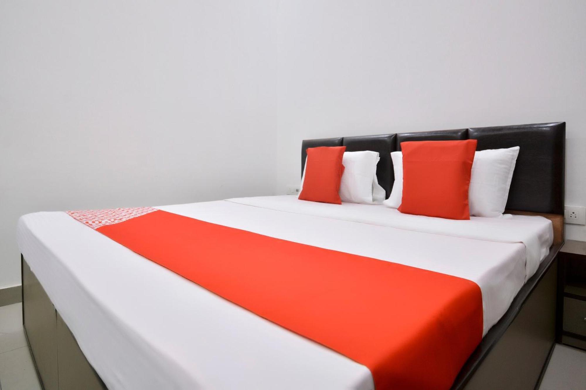 Hotel O White Solitaire Λουντιάνα Εξωτερικό φωτογραφία